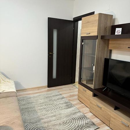 Luxury Young Residence Яш Екстериор снимка